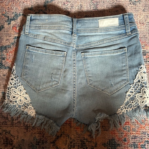 High rise shortie - Picture 2 of 2